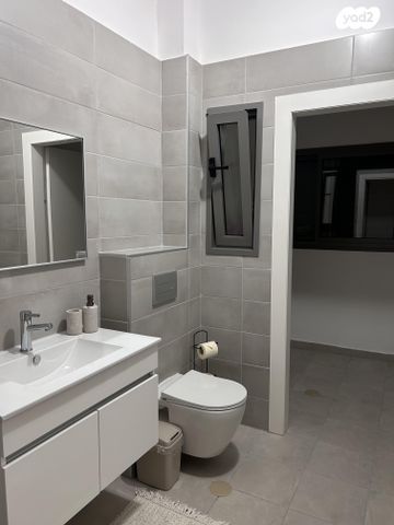 אריאל שרון 2