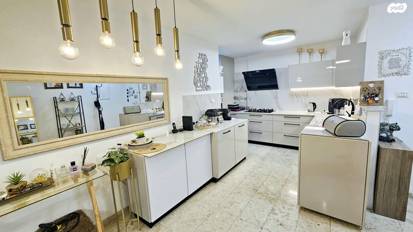 דירת גן, השקד 18, עין שרה, נהריה