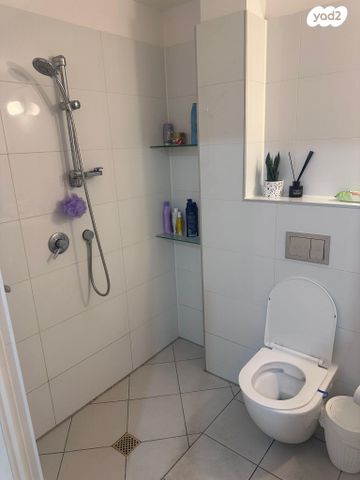 דירה, הכרמל 1, נאות שז"ר, יבנה