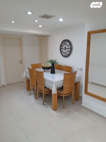 דירת גן, הגבורה 17, הקוממיות, קרית גת