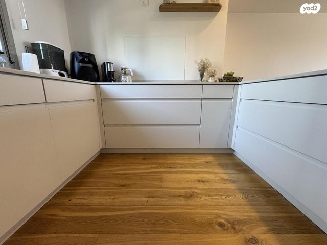 דירה, נחשול 4, נופרים, ראש העין