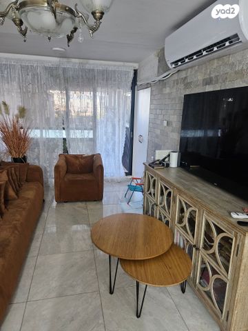 דירה, מנחם בגין 1, שאר העיר, חצור הגלילית