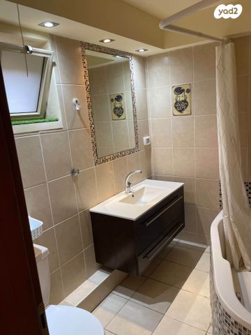 מרתף/ פרטר, החרוב 7, שאר העיר, כפר יונה