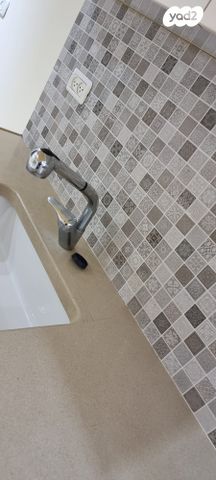 מרתף/ פרטר, החרוב 7, שאר העיר, כפר יונה