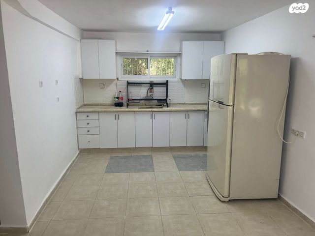 דירת גן, המייסדים 1, בית עוזיאל, בית עוזיאל