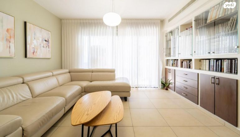 ד"ר אלכסנדר גרוטו 6