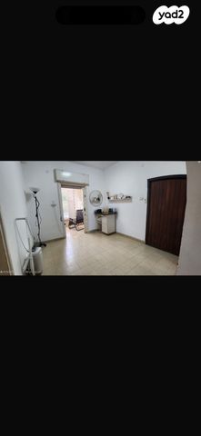 שדרות יד לבנים 33