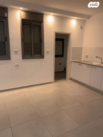 דירה, לח"י 25, שאר העיר, בני ברק