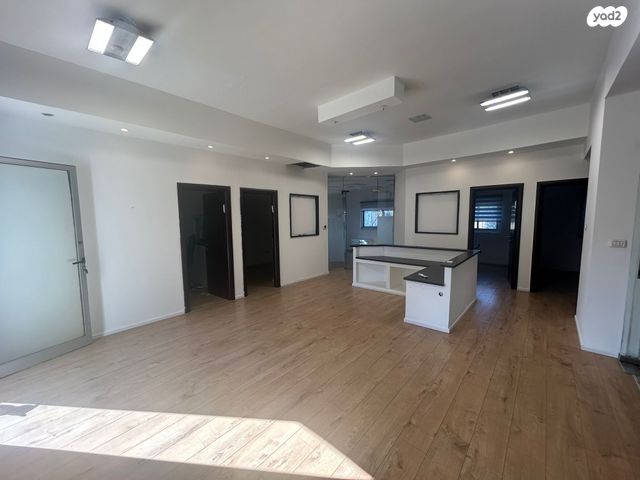 משרדים, הרימון 86, נווה ימין, נווה ימין