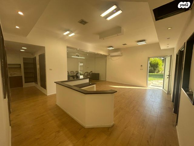 משרדים, הרימון 86, נווה ימין, נווה ימין