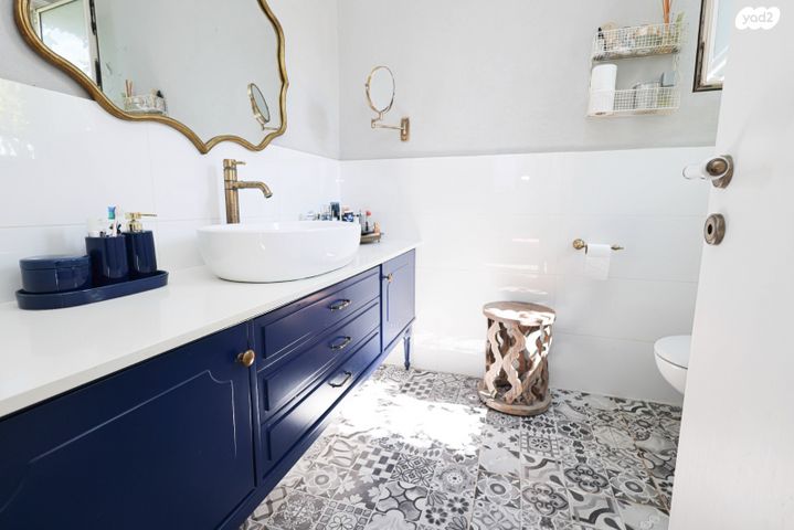 דו משפחתי, שבט דן, שאר העיר, קדימה צורן