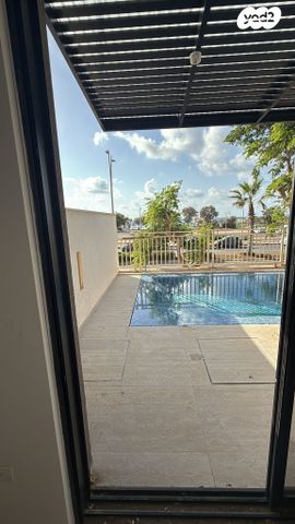 בית פרטי/ קוטג', נווה ים, גבעת אולגה, חדרה