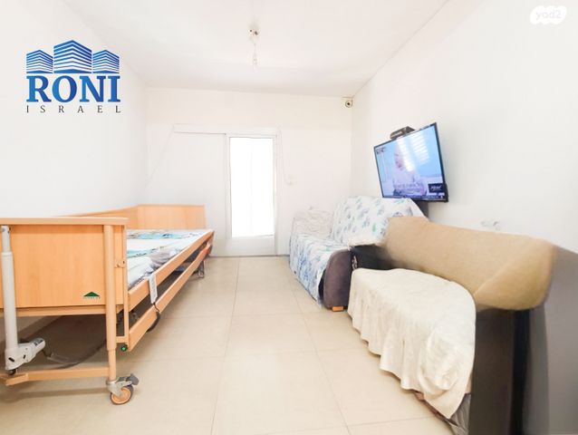 דירה, החלוצים, עמידר, בת ים