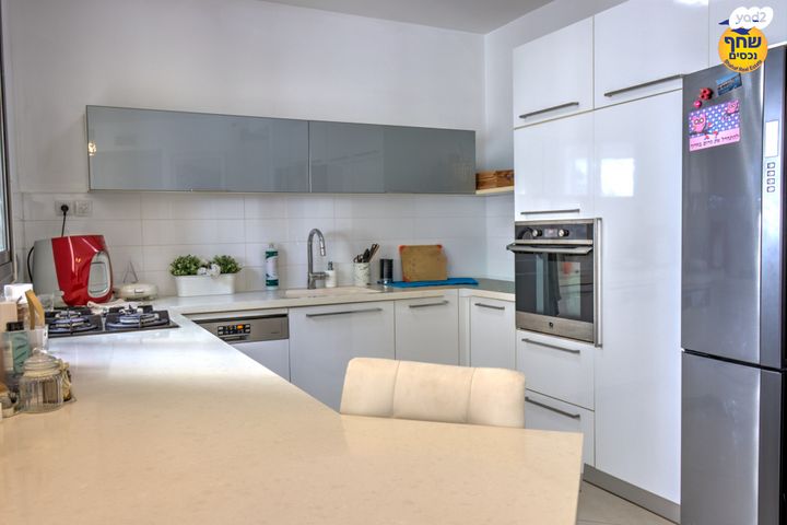 דירה, מבצע דקל, נווה גן, פתח תקווה