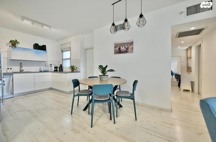 דירה, הכרמל 16, גבעת סביון החדשה, גני תקווה