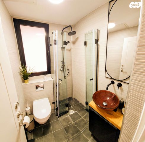 גג/ פנטהאוז, בן יהודה 44, תל אביב יפו