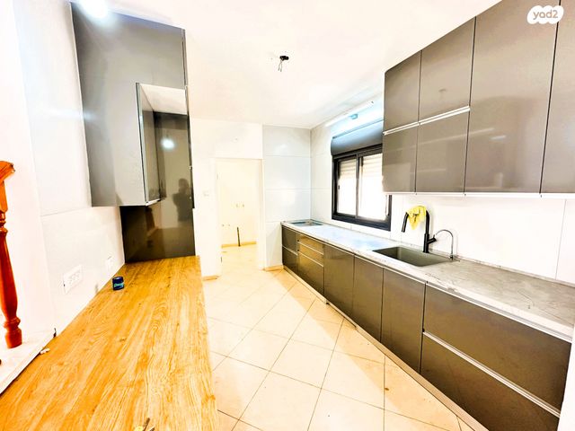 גג/ פנטהאוז, גד טדסקי 2, רמות הרכס, באר שבע