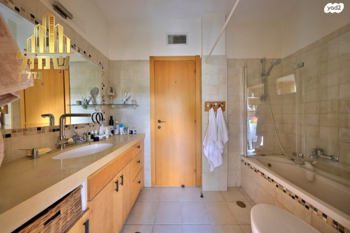 בית פרטי/ קוטג', צורן, שמשית, שמשית