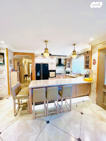 גג/ פנטהאוז, לוטוס, גנים ב', אילת