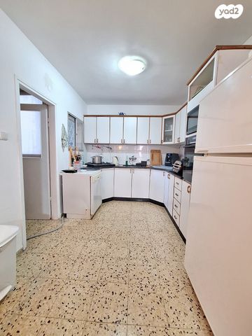 דירה, הרצל, הגבול רוטשילד, בת ים