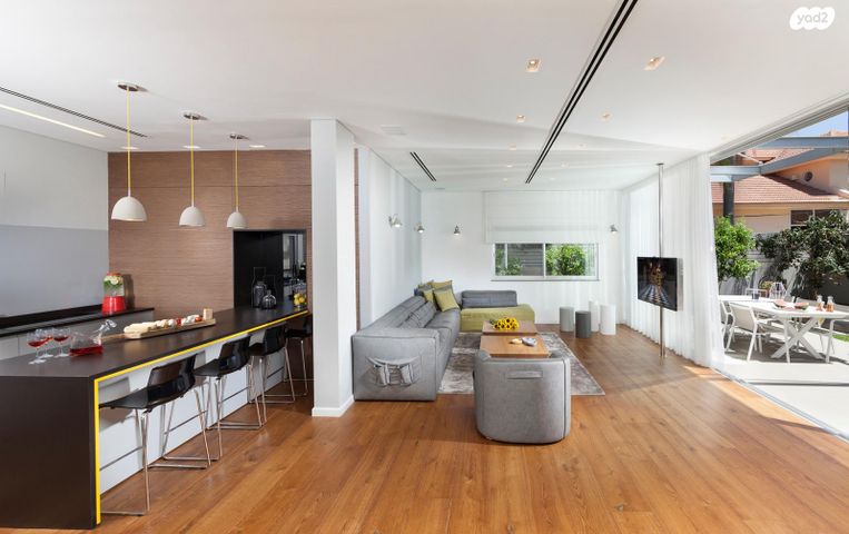 בית פרטי/ קוטג', האירוסים, קדימה צורן