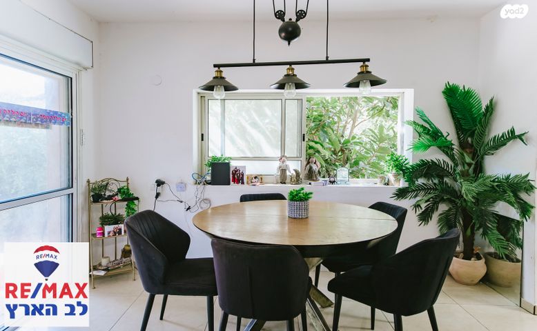 בית פרטי/ קוטג', הדקל, ברקן