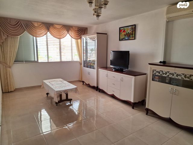 דירה, ד"ר שמורק, נתניה