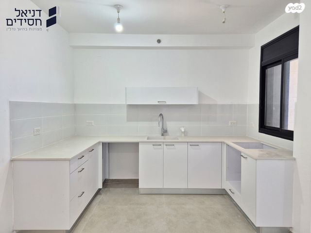 דירה, רש"י, גרין ועם, חולון