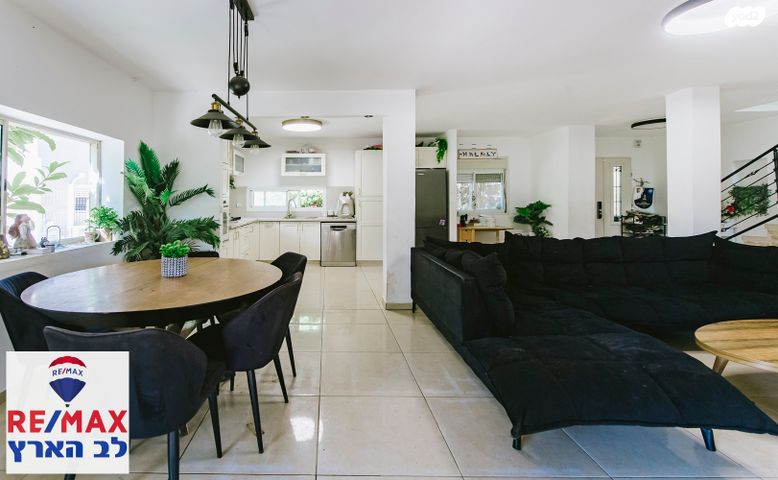 בית פרטי/ קוטג', הדקל, ברקן