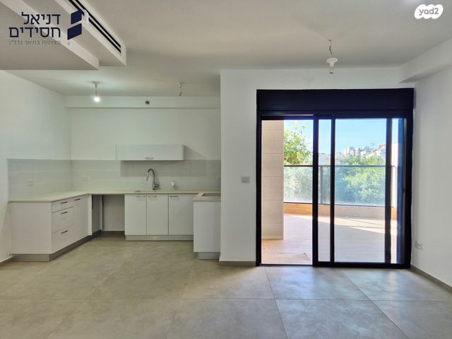 דירה, רש"י, גרין ועם, חולון