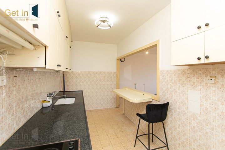 דירה, דרך צרפת 57, קרית שפרינצק, חיפה