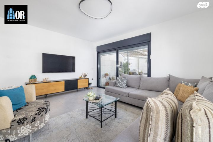 גג/ פנטהאוז, חצור, מרום ראשון, ראשון לציון