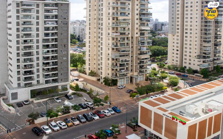 דירה, מבצע דקל, נווה גן, פתח תקווה