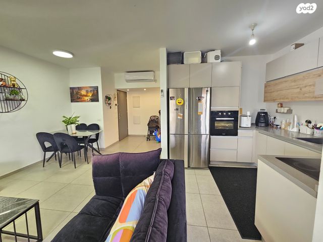 דירה, טורקיז 43, אבני חן, חריש