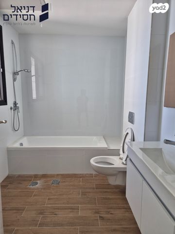 דירה, רש"י, גרין ועם, חולון