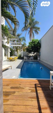 בית פרטי/ קוטג', האירוסים, קדימה צורן