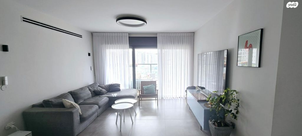 דירה, פסגת אונו, קרית אונו