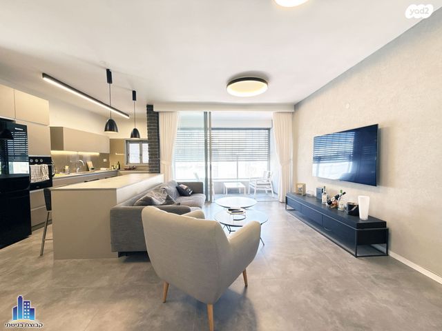 חביבה רייק 22