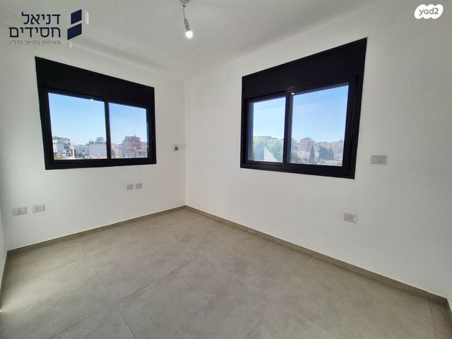 דירה, רש"י, גרין ועם, חולון