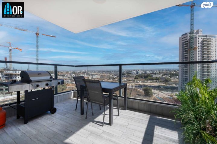 דירה, גאולה כהן, נאות פרס, רמלה