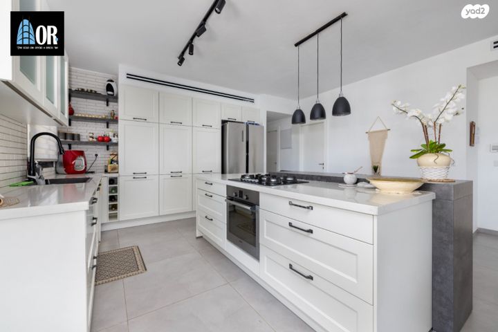 גג/ פנטהאוז, חצור, מרום ראשון, ראשון לציון