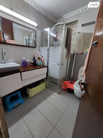 דירה, אהרון פלדמן 1, נווה זית, לוד