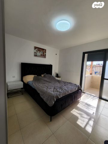 דירה, אהרון פלדמן 1, נווה זית, לוד