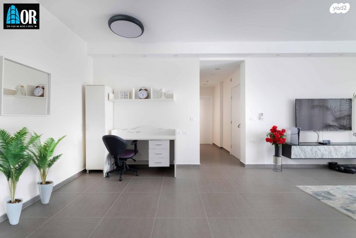 דירה, גאולה כהן, נאות פרס, רמלה