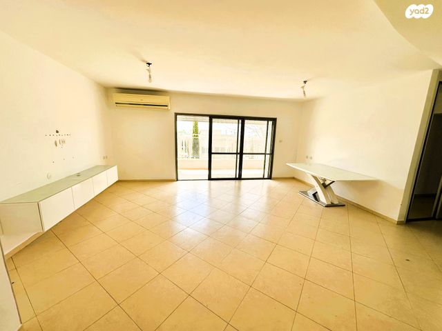 גג/ פנטהאוז, גד טדסקי 2, רמות הרכס, באר שבע