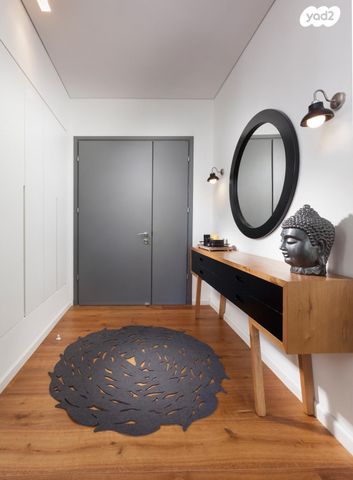 בית פרטי/ קוטג', האירוסים, קדימה צורן