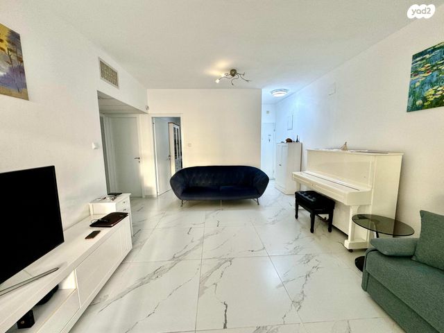 דירה, ניסן 1, רובע י"ב, אשדוד