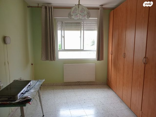 דירה, שדרות משה דיין, פסגת זאב, ירושלים