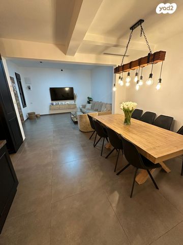 בית פרטי/ קוטג', בילינסון 4, נווה דוד, רמלה