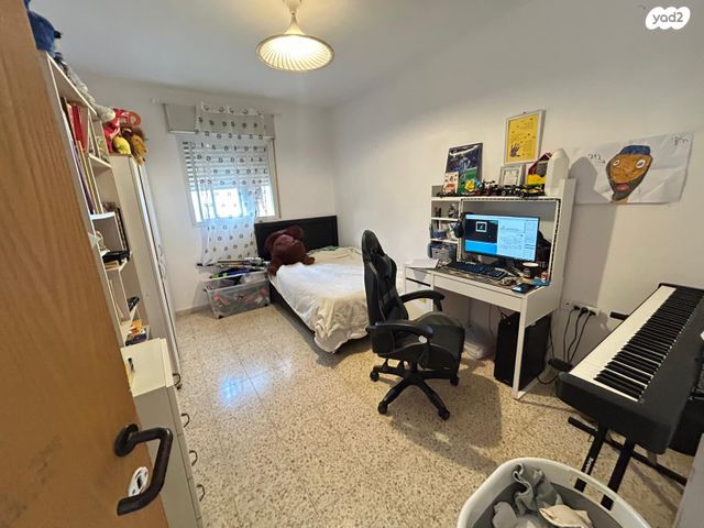 דירה, שדרות משה דיין, פסגת זאב, ירושלים